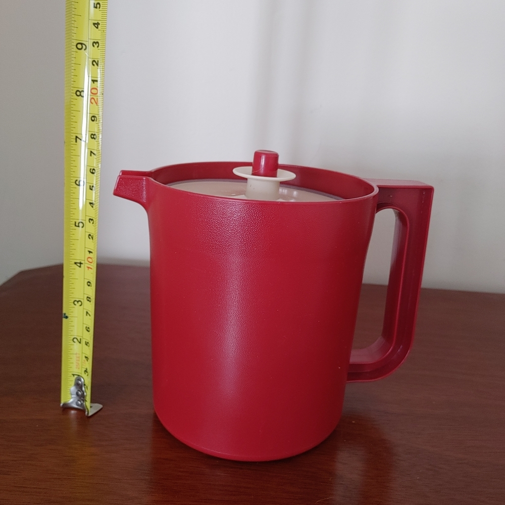 Red Pitcher with Lid - Picture 9 of 9